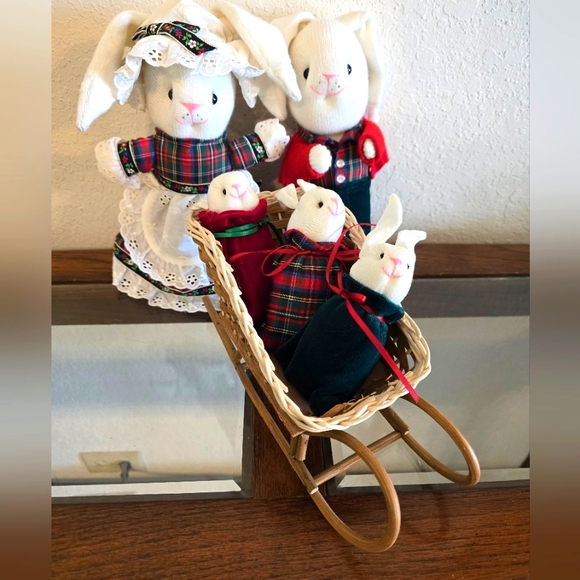 Vintage 6 piece sock bunnies holiday decor set. Mint Condition. - Picture 1 of 14